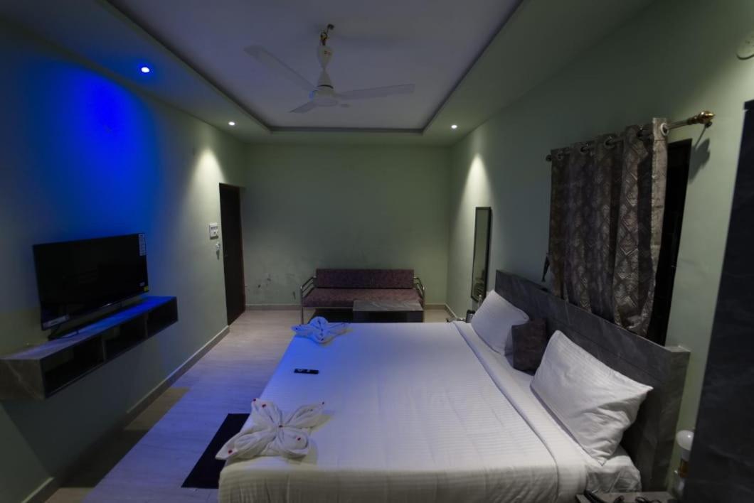 Hotel Peppers Йеркауд Екстериор снимка