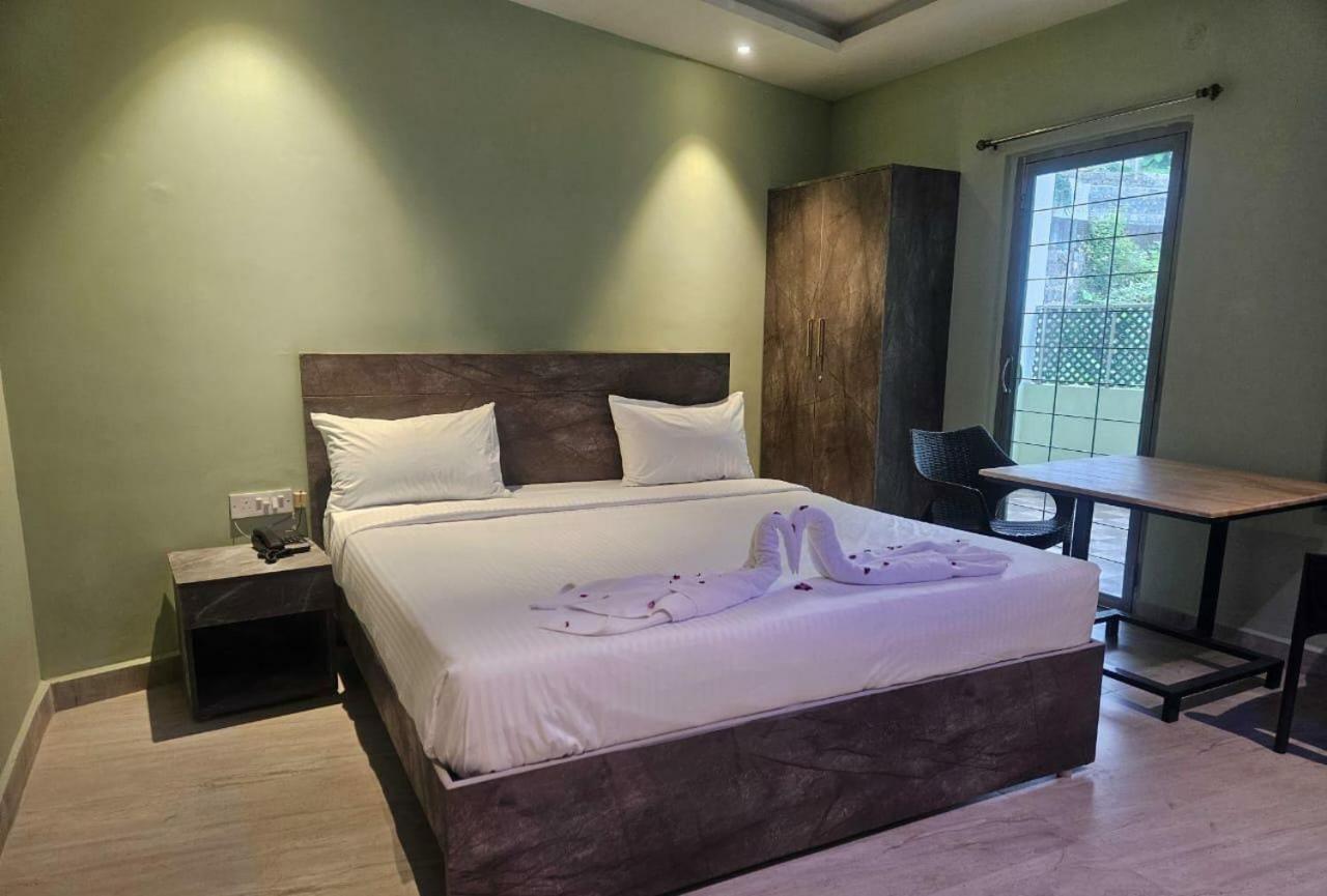 Hotel Peppers Йеркауд Екстериор снимка